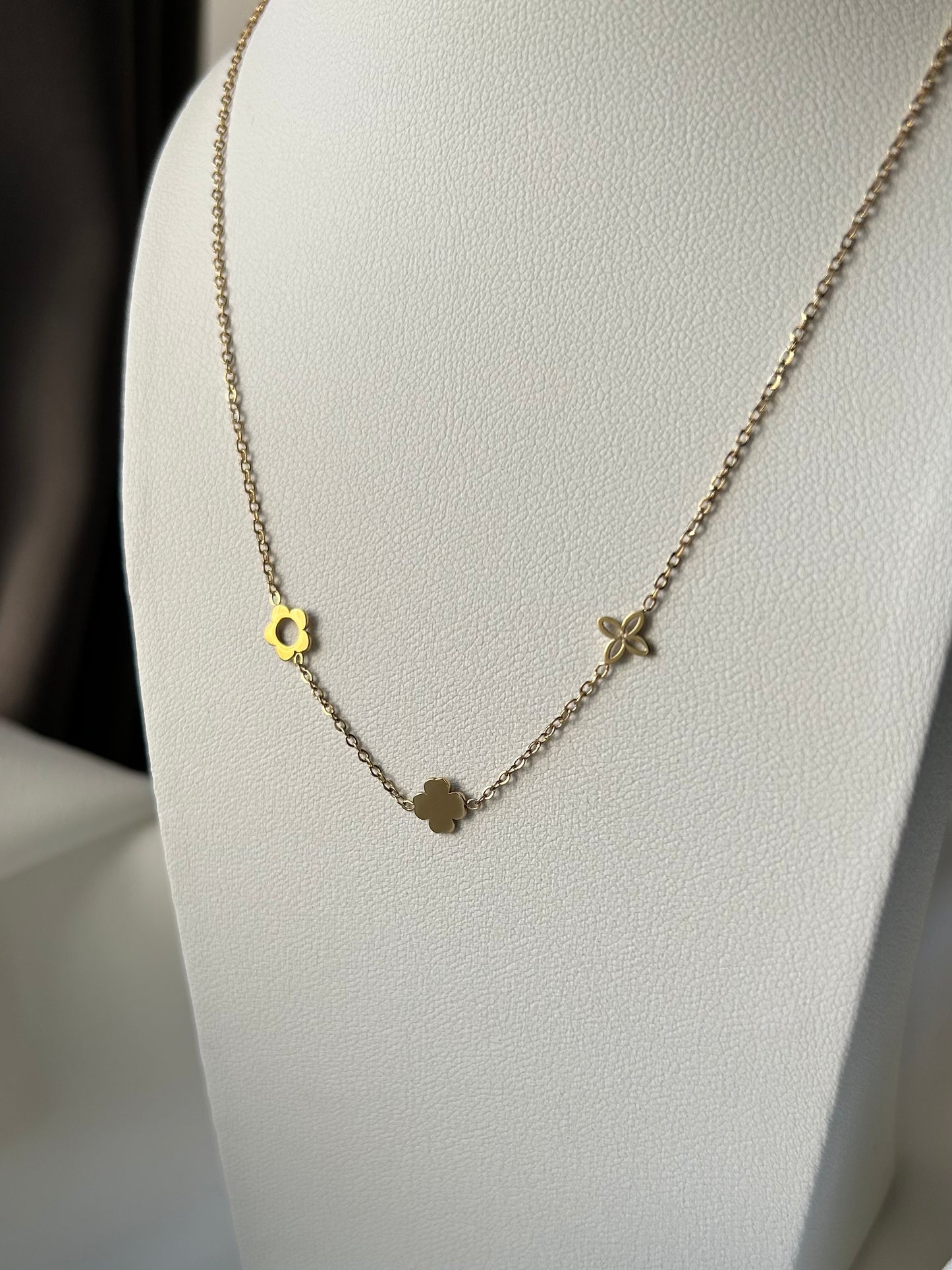 Collier Kira
