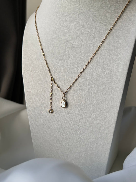 Collier Mouni
